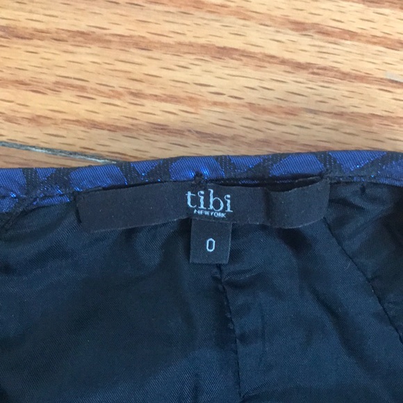 Nordstrom Tibi skirt, size 0 - Picture 3 of 4